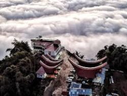 Keindahan Tersembunyi Desa Di Atas Awan Yang Berada Di Wilayah Toraja Utara