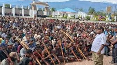 Peran Lembaga Adat Dalam Menyelesaikan Sengketa Politik Lokal Secara Damai